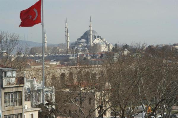 Otel Dareyn 2*